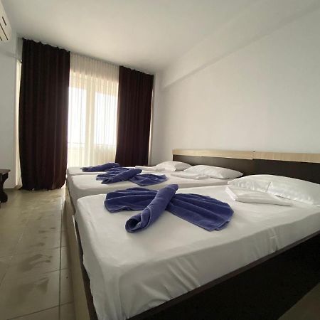 Tiberius Residence Костинещи Екстериор снимка