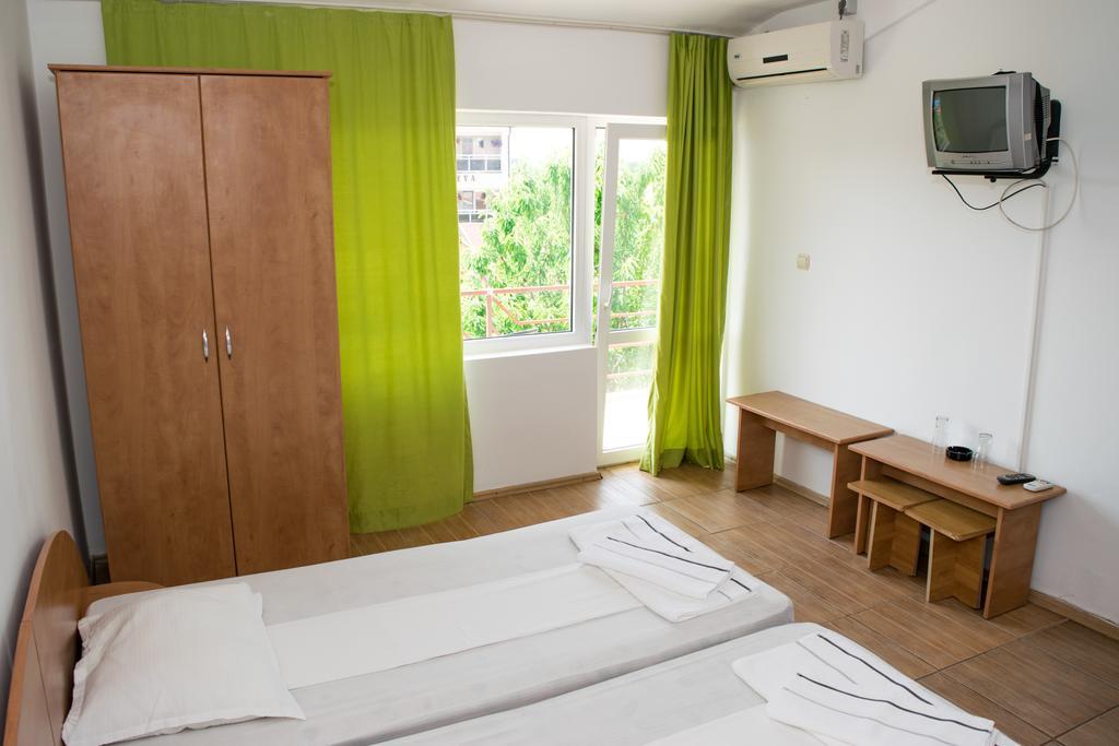 Tiberius Residence Костинещи Екстериор снимка