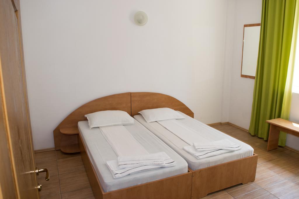 Tiberius Residence Костинещи Екстериор снимка